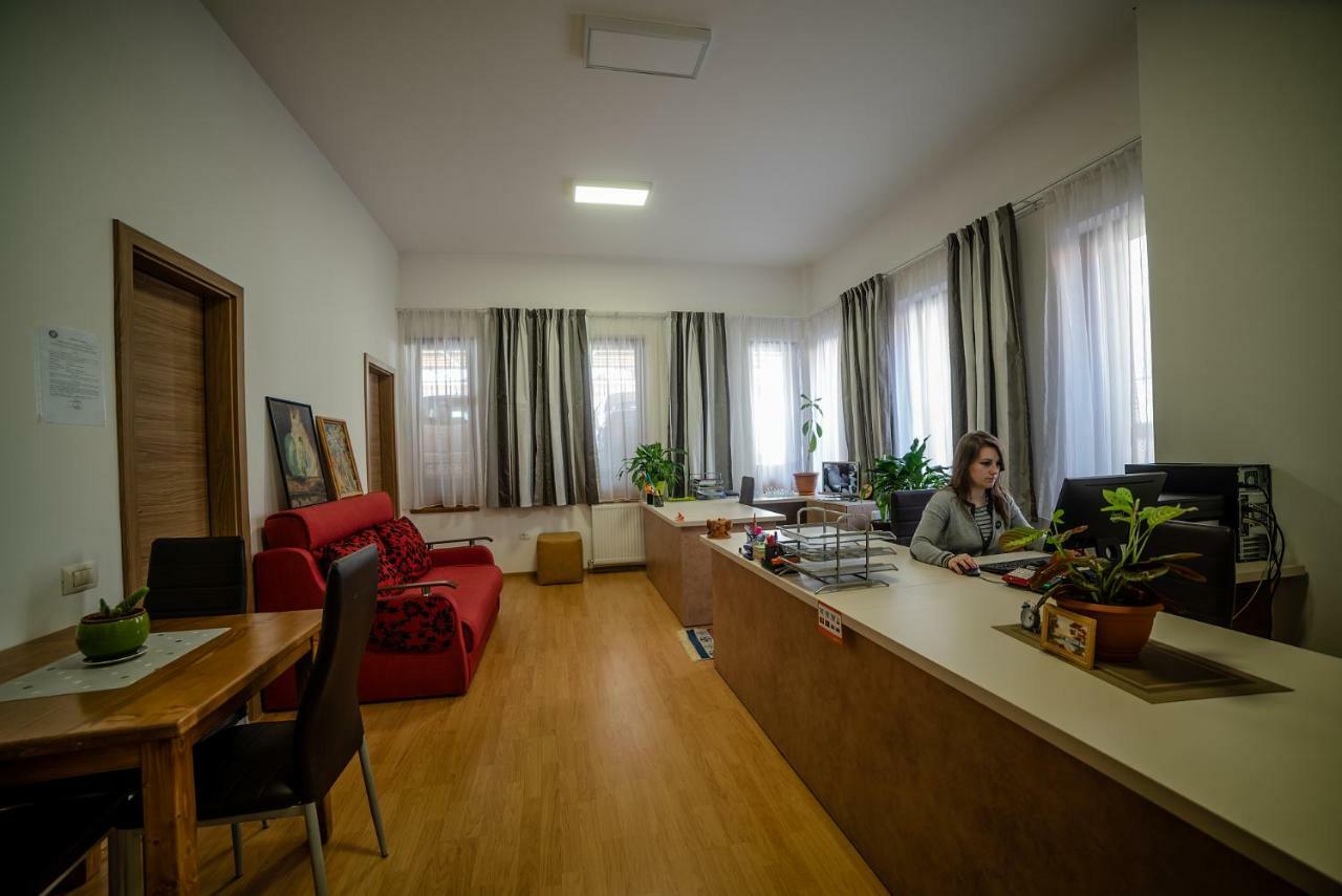 Elis Residence Κλουζ-Ναπόκα Εξωτερικό φωτογραφία