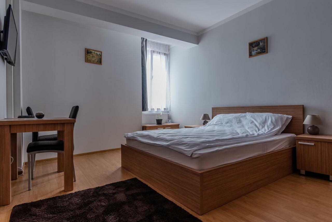 Elis Residence Κλουζ-Ναπόκα Εξωτερικό φωτογραφία